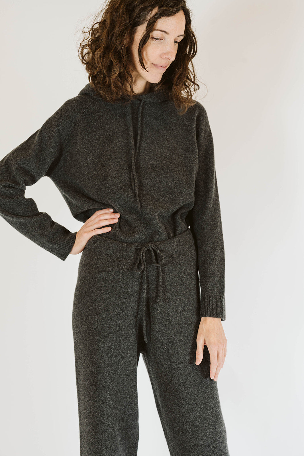 The Agate Cashmere Pant | Charcoal