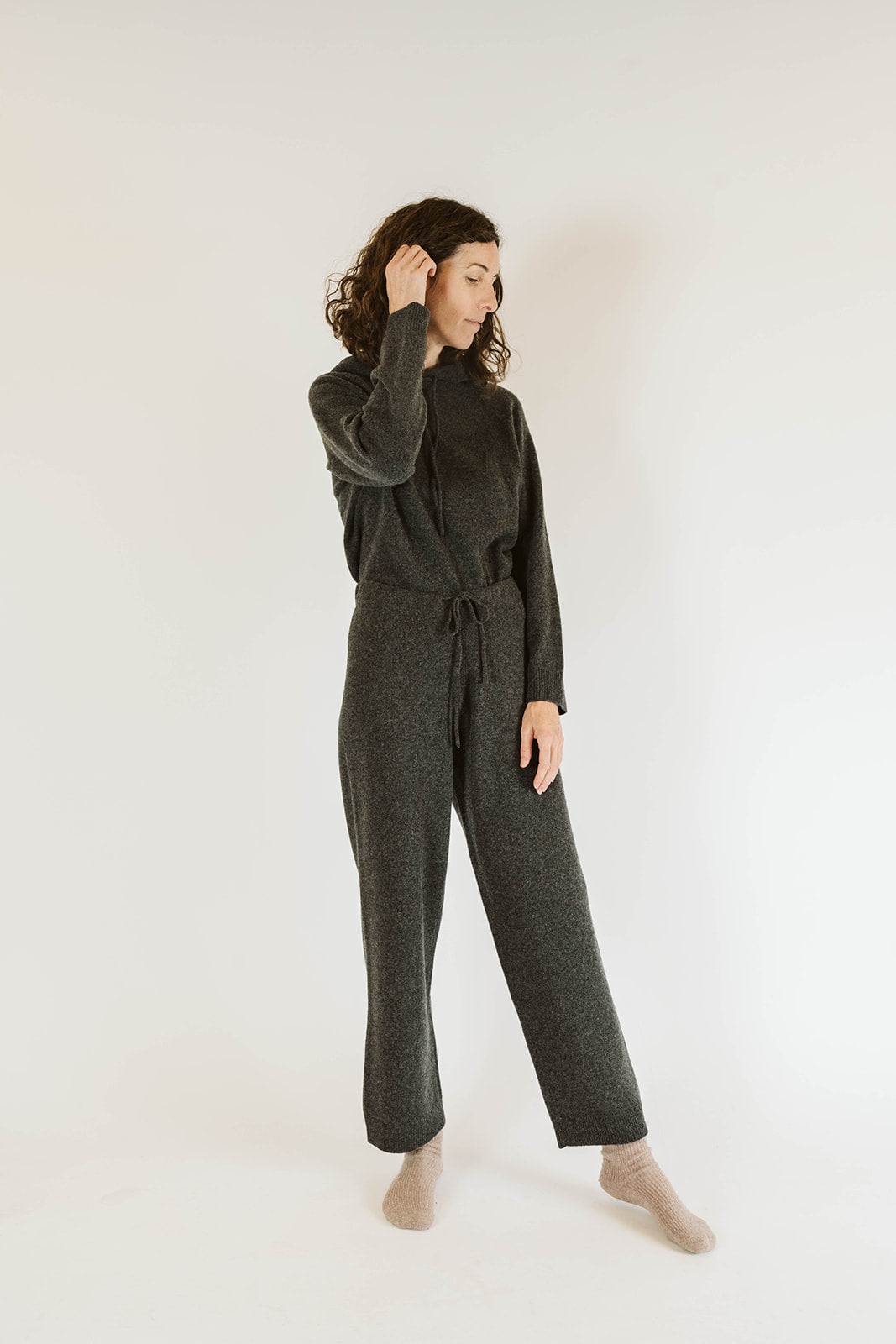 The Agate Cashmere Pant | Charcoal
