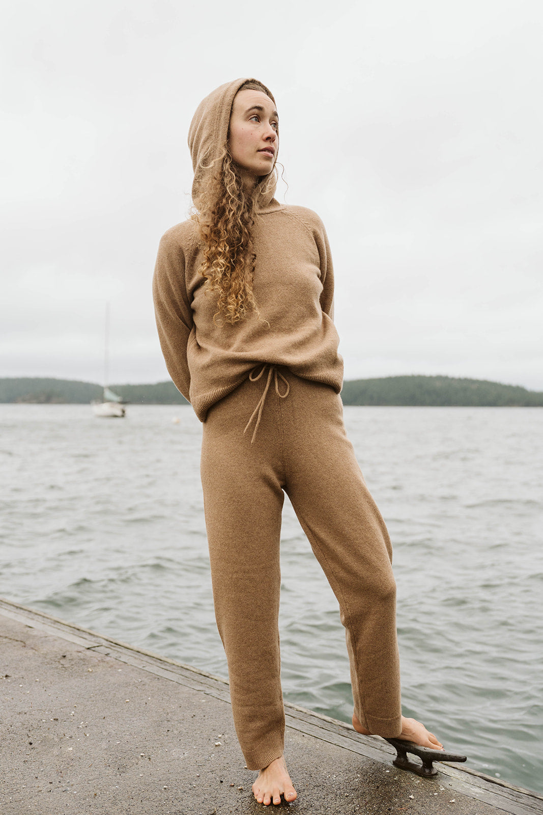 The Agate Cashmere Hoodie | Acorn